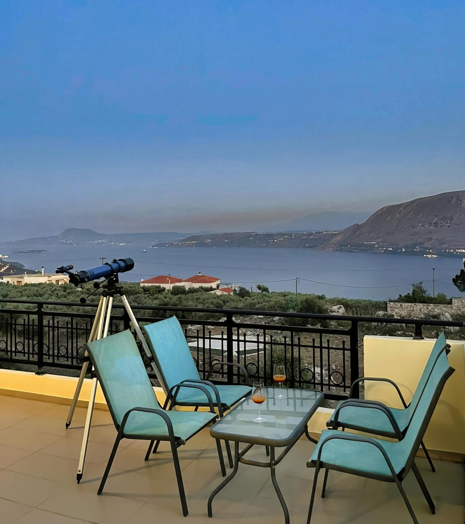 Souda Bay View With Private Pool Near Chania City Exterior photo